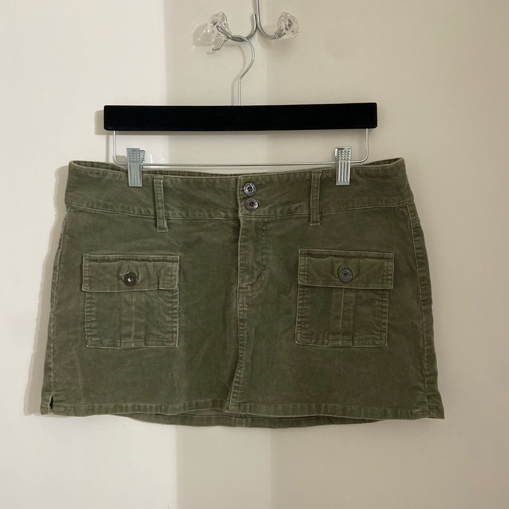 mini skirt